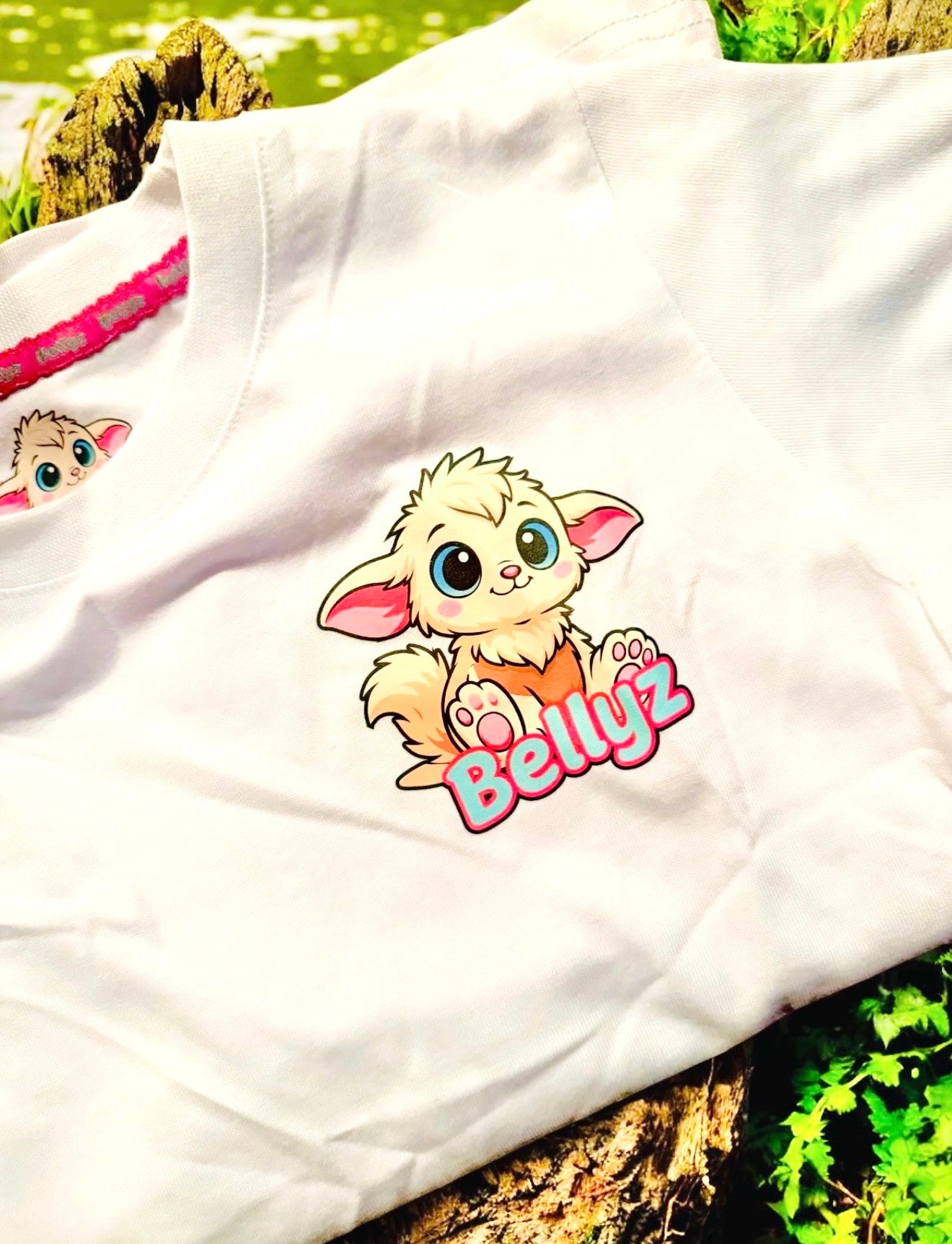 Youth “Izzy” T-shirt by Bellyz